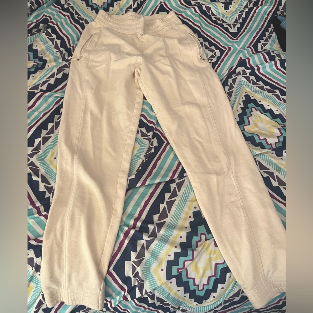 Fabletics sweatpants. US size XS. Off-white. Medium wear, good condition.
